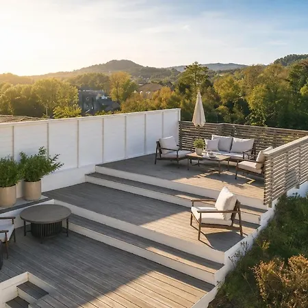 Large Luxury Villa, 3 Bathrooms, Centrally Located In Bergen, 260 M2! Vila *